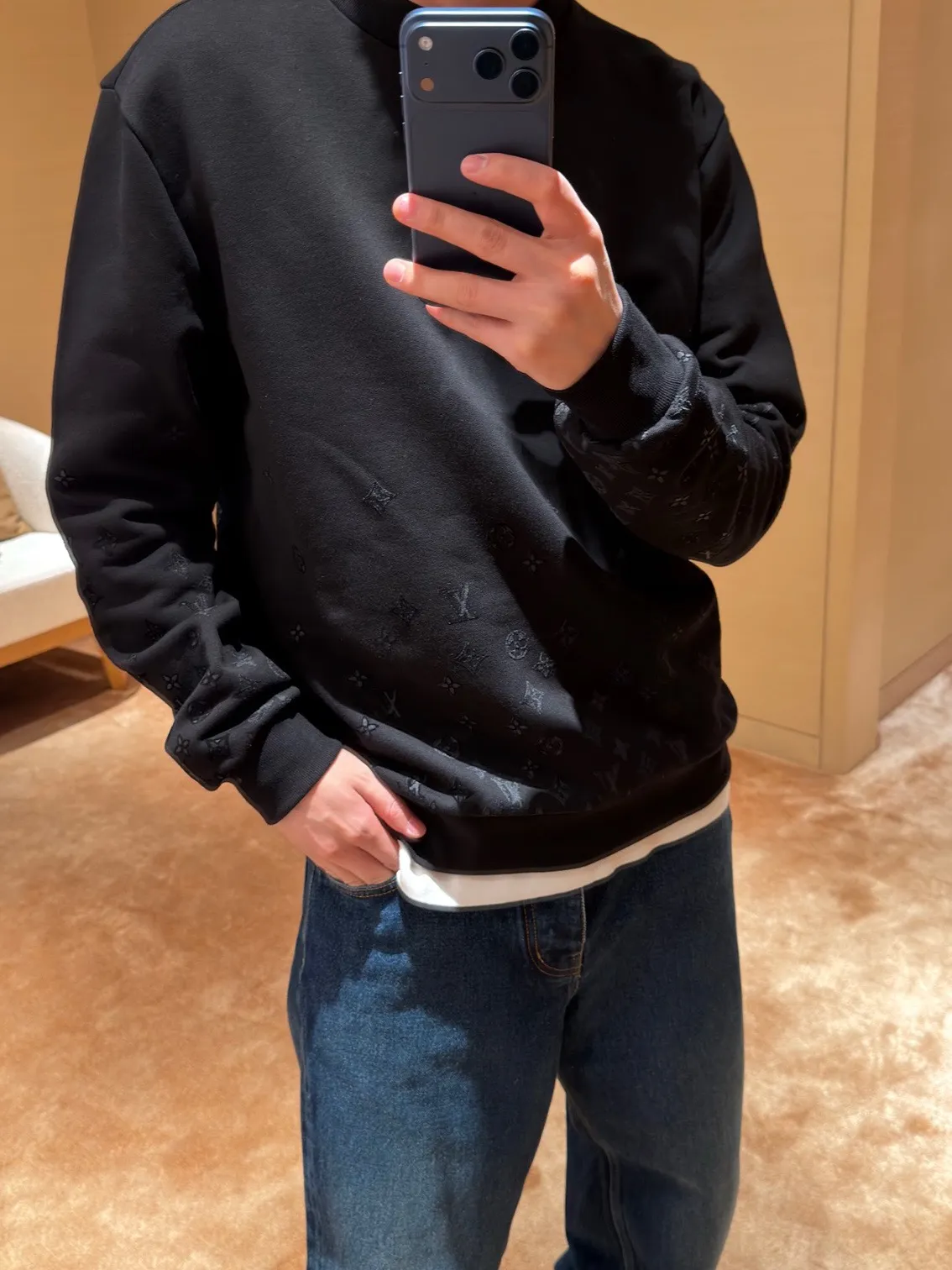 Louis Vuitton/ GRADIENT